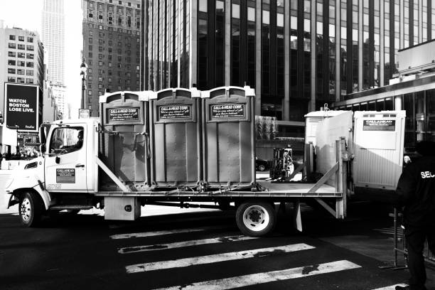 Best Luxury portable toilet rental  in Spring Green, WI